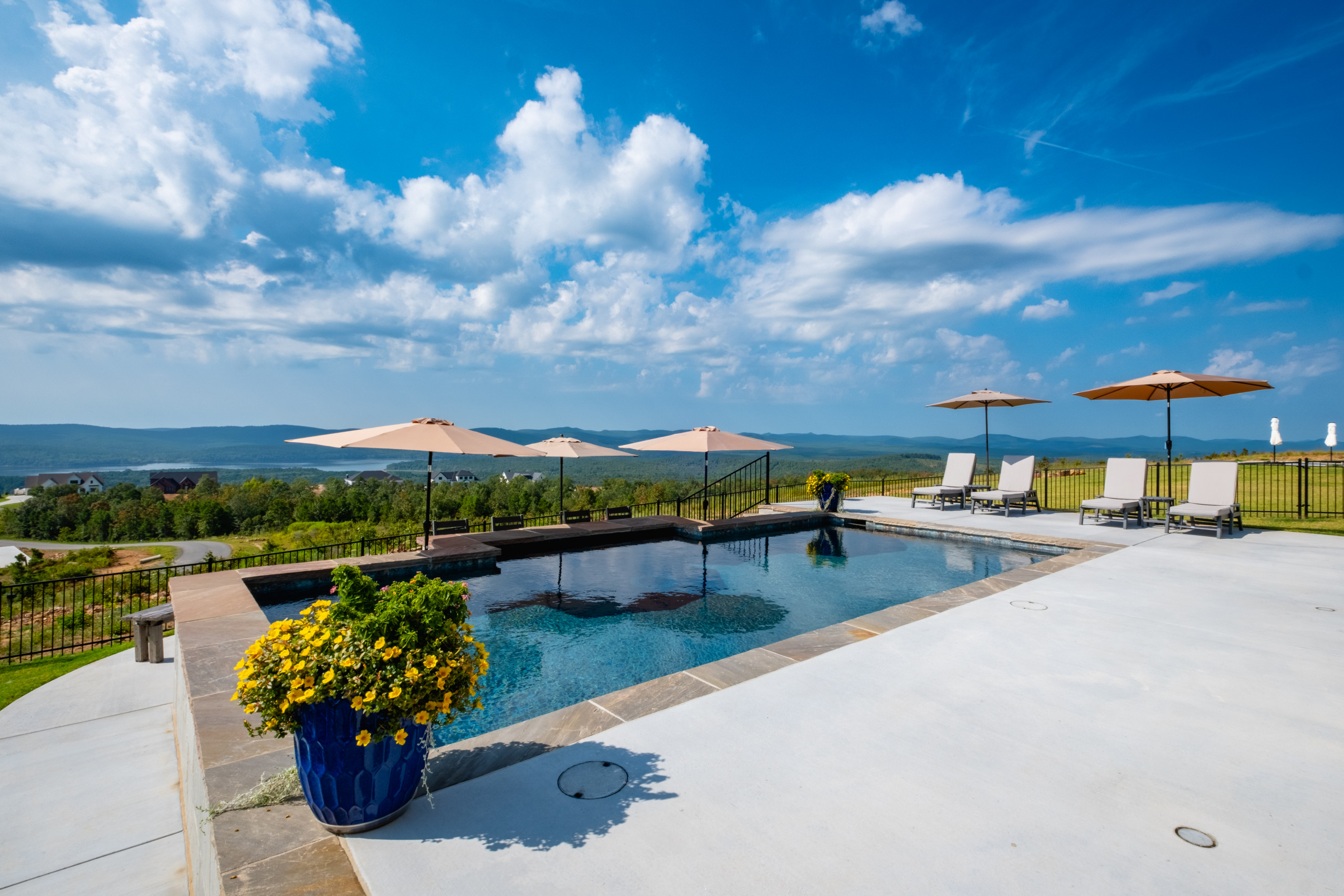 Lakeview West - Gerritsen Residence