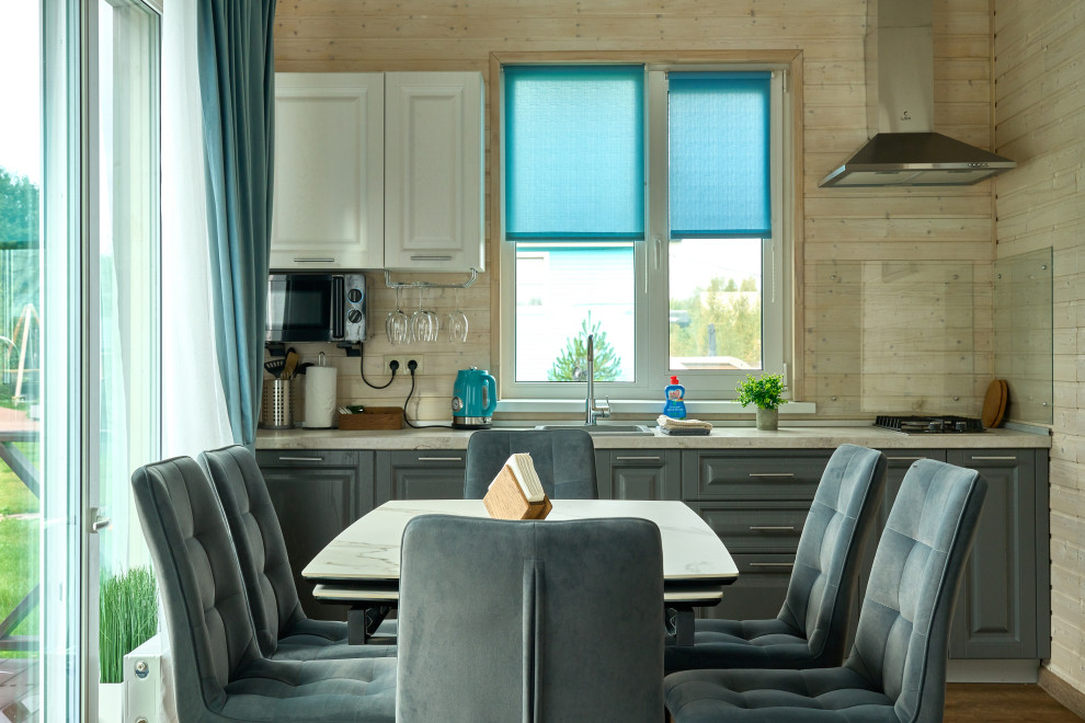 База отдыха на берегу озера. Ялкала.