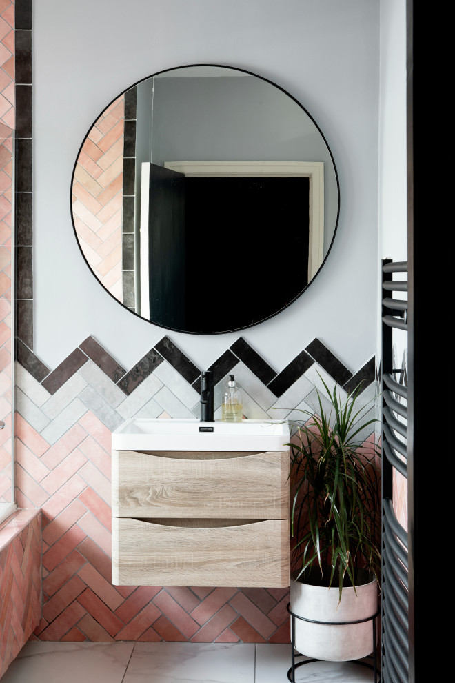 Inspiration for an eclectic bathroom in Other.