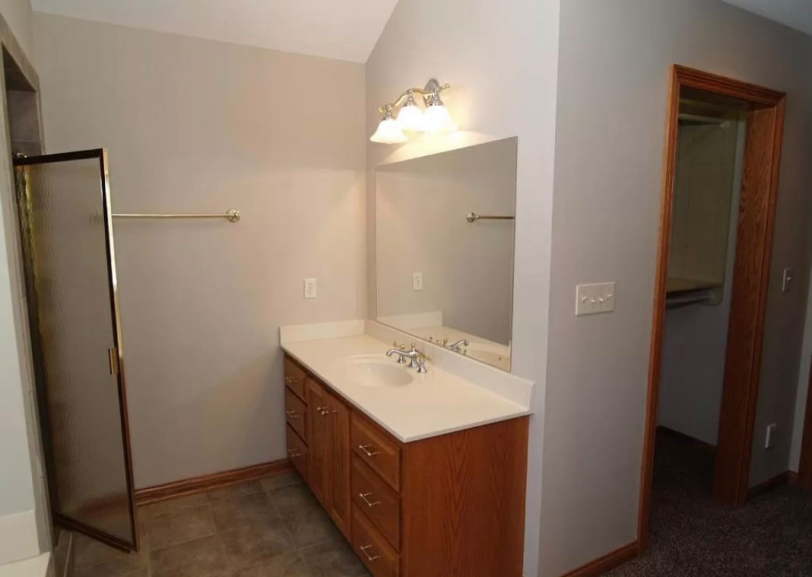 New Berlin Home Makeover-before photos