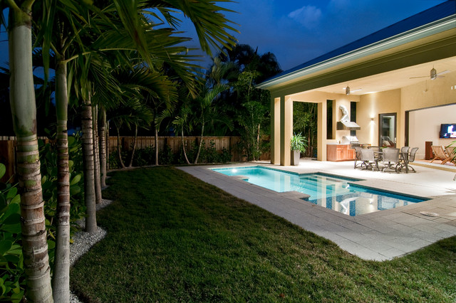 Private Residence "H" modern-pools