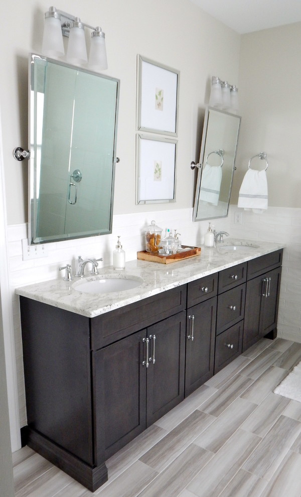 Bathroom - transitional bathroom idea