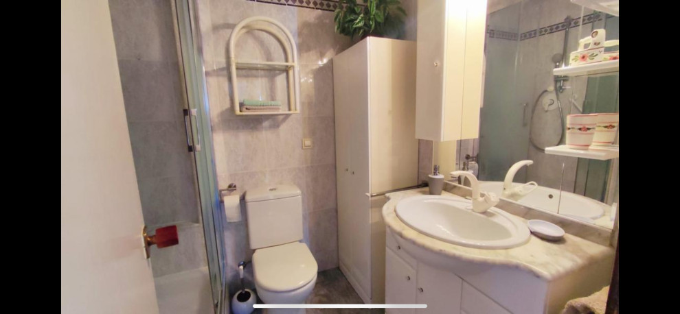 Paraíso Marítimo: Diseño de interior de una apartamento Frente al Mar