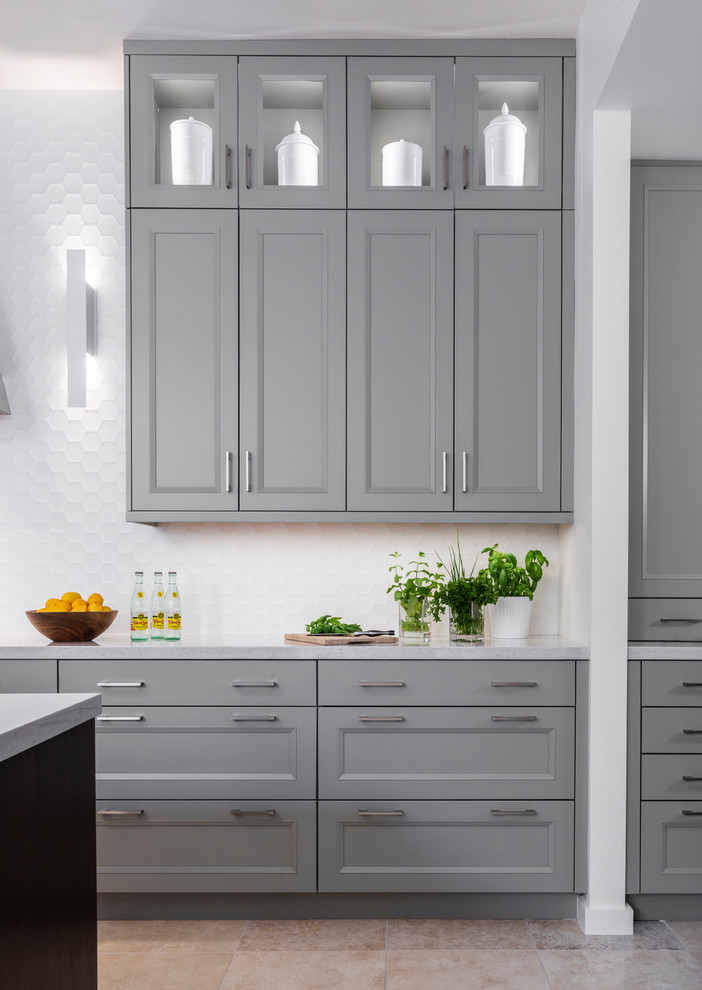 Inspiration for a transitional home design remodel in Houston
