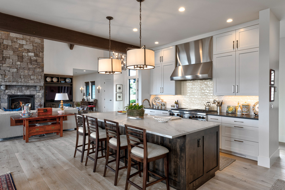 Kitchen - rustic kitchen idea