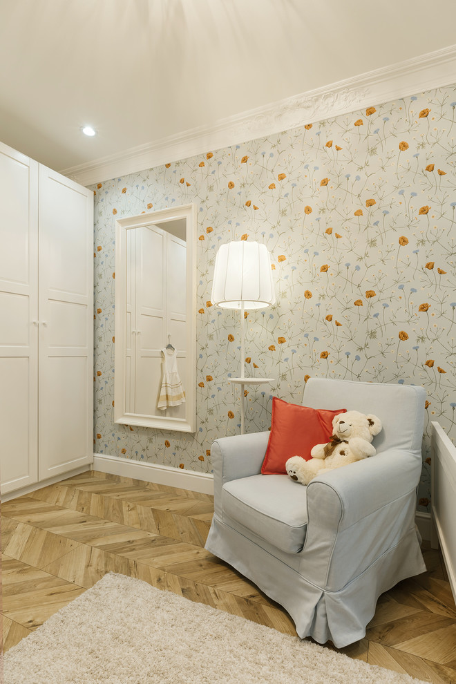 This is an example of a scandinavian kids' bedroom for kids 4-10 years old and girls in Yekaterinburg with laminate floors.