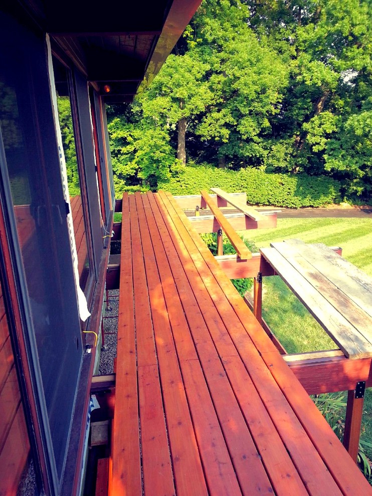 Photo of a midcentury deck in New York.