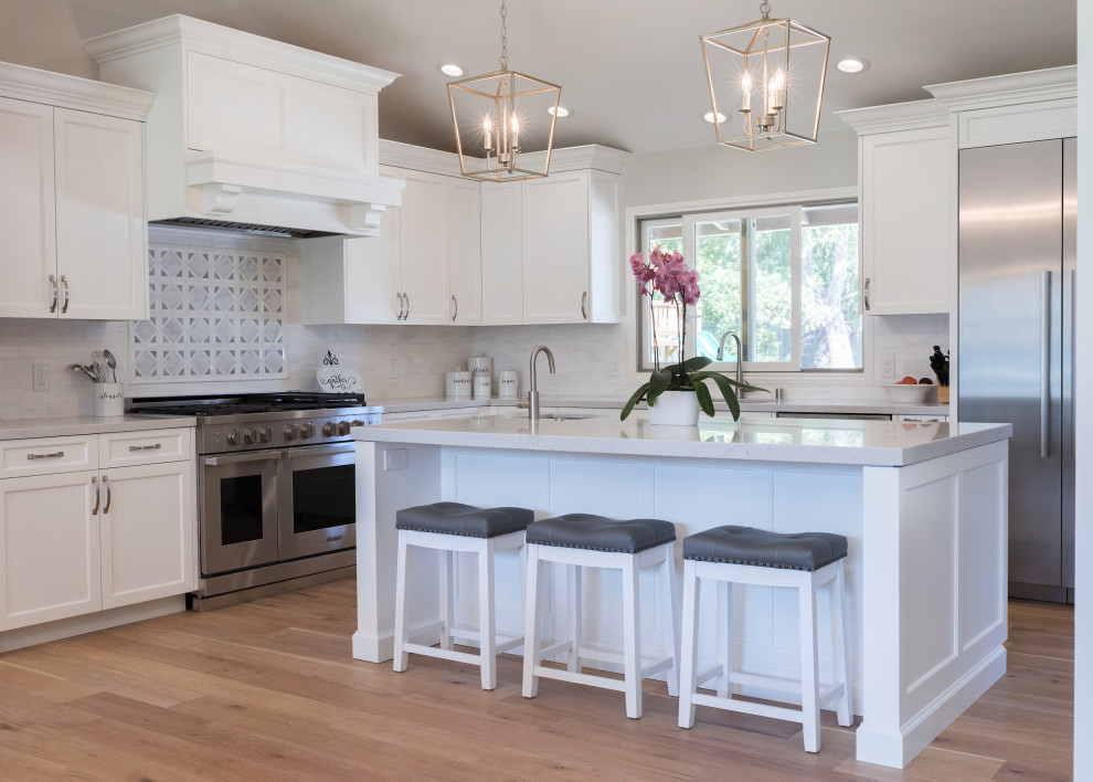 Emerald Dr- Kitchen/ Living/ Laundry