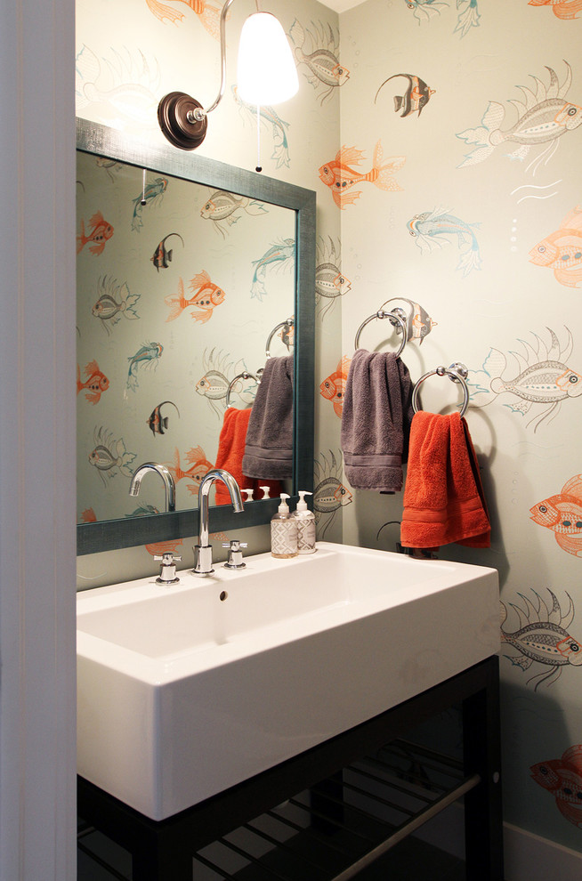 Example of a transitional home design design in Jacksonville