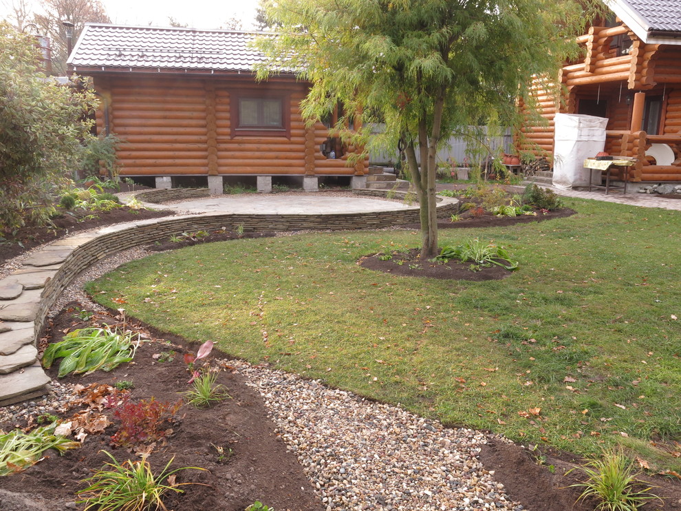 САДИК НА ЛАДОШКЕ (АЛЕНЬКИЙ ЦВЕТОЧЕК)