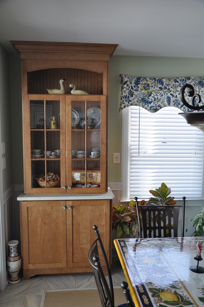 Waterfront Kitchen with Seaglass Island