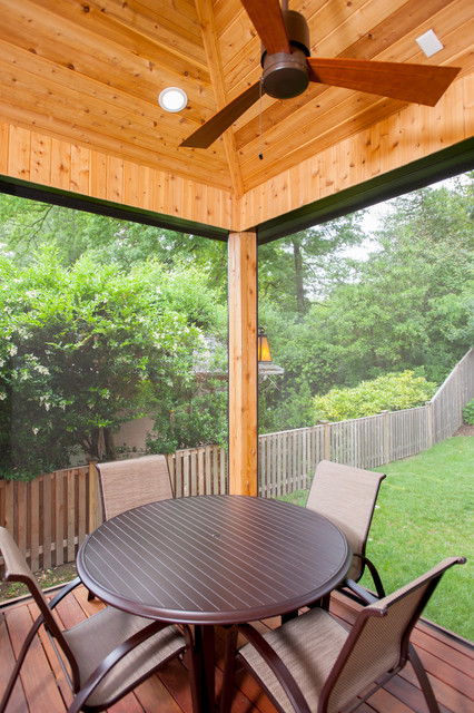 Contemporary Cedar Screen Room trendy-veranda