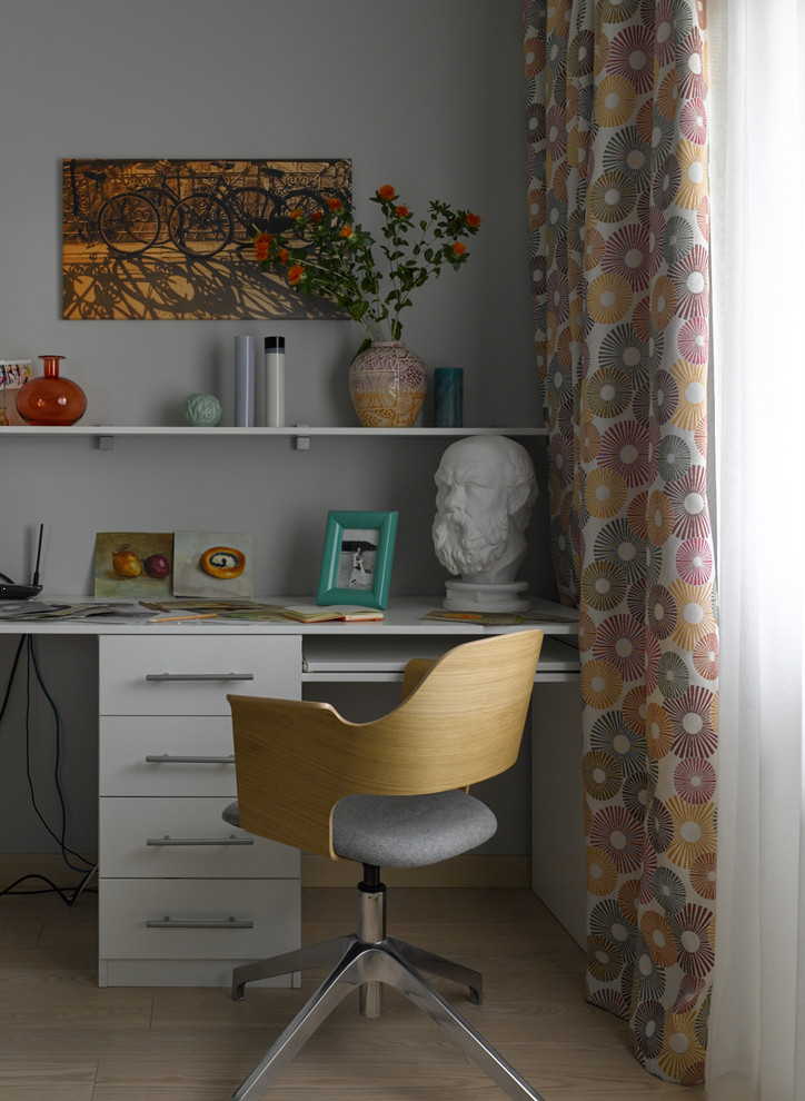 Современная квартира с элементами эко для мамы, дочки и кота