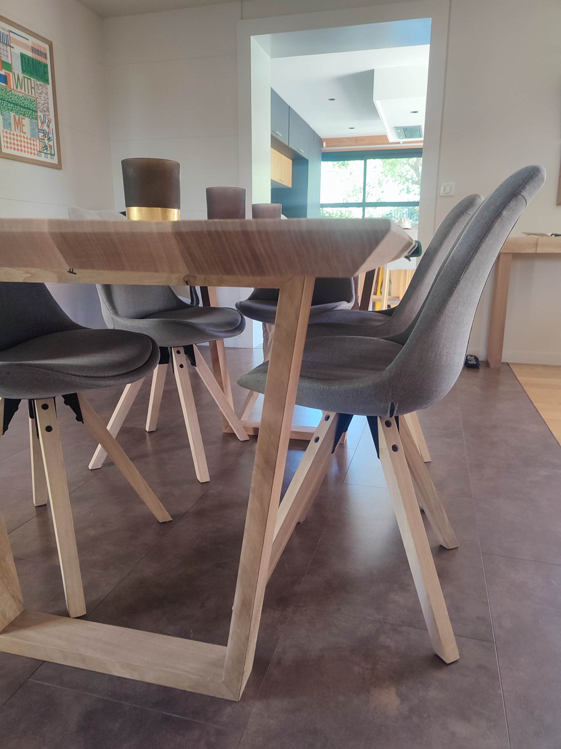 Le Muy - Conception de tables sur-mesure
