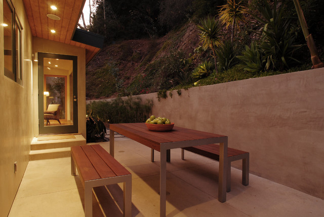 Nichols Canyon remodel modern-haeuser