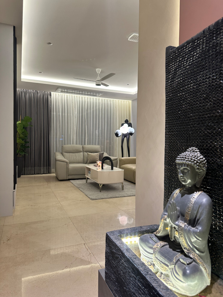 Photo of a contemporary entryway in Pune.