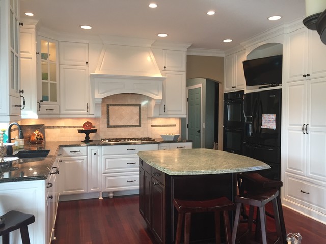 Northfield traditional-kitchen