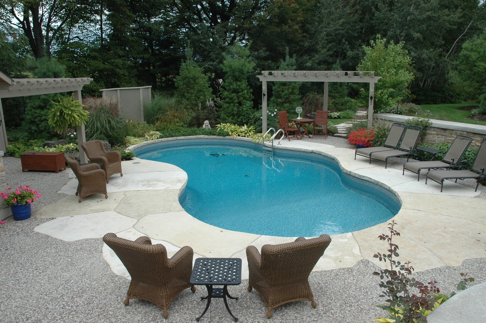Example of a transitional pool design in Toronto