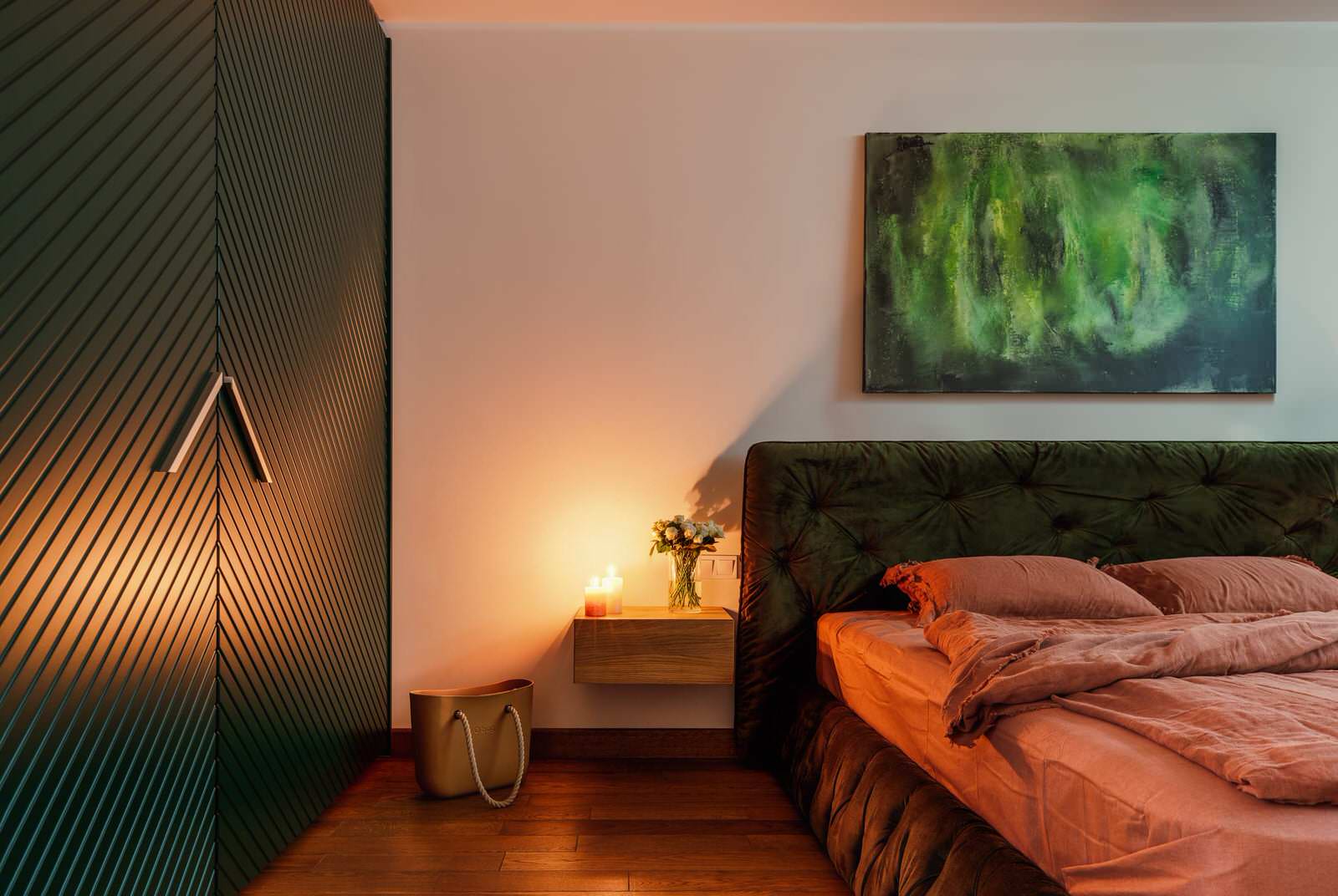 Дизайнерский ремонт двухкомнатной квартиры в светлых тонах