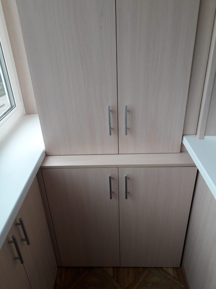 Шкаф на балкон