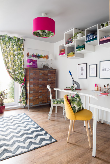 This Office is a Craft Room Too. See How She Set It Up