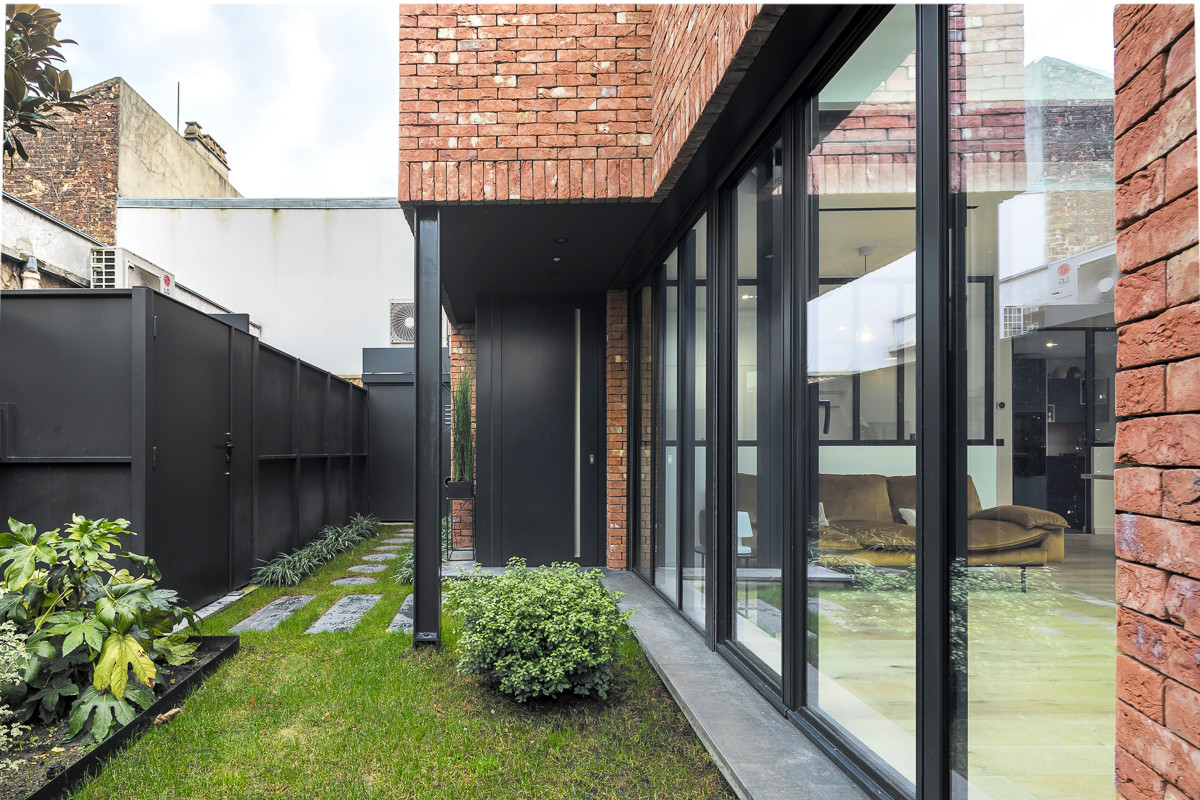 Maison L