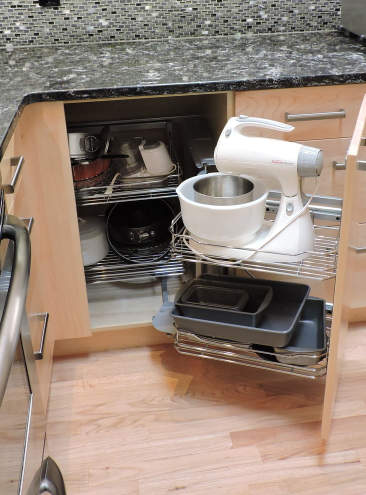 Example of a transitional kitchen design in Vancouver