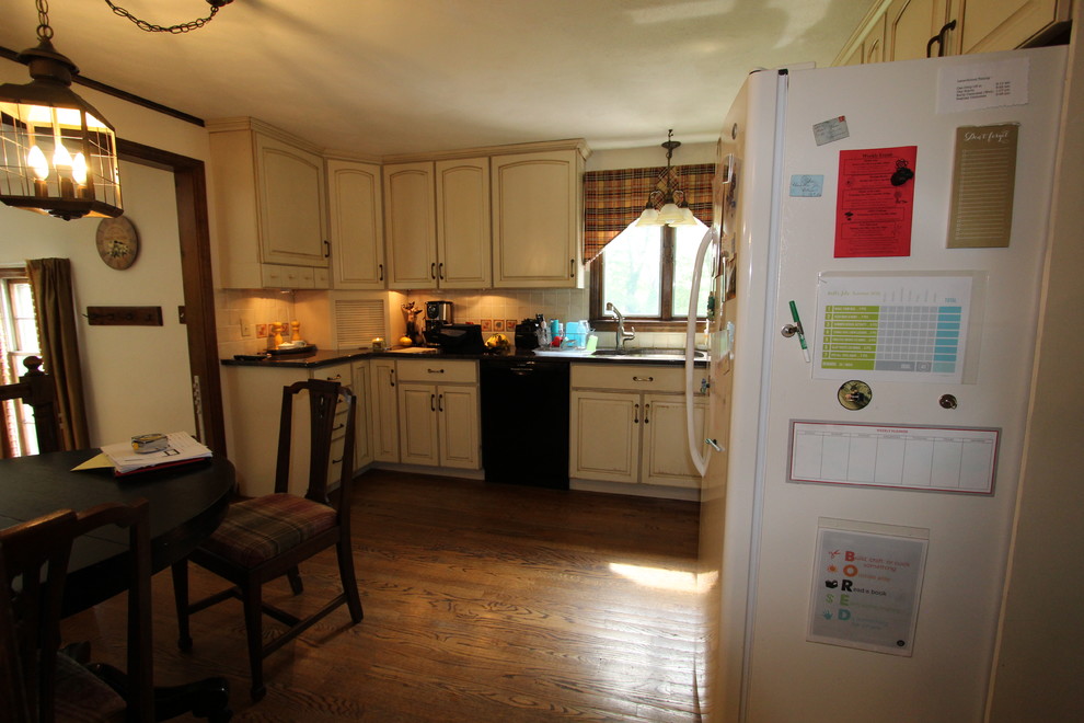 The first floor opens up!-Project 2751