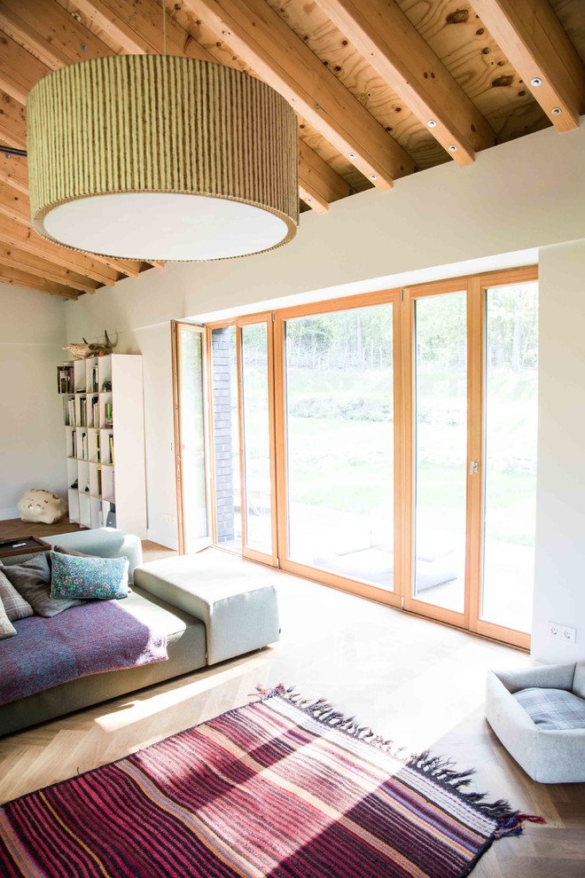 Eklektisches Wohnzimmer in Berlin