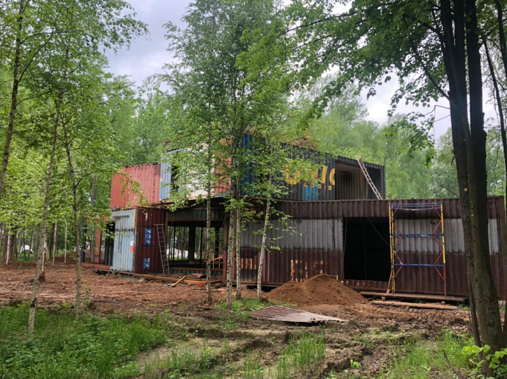 Дом из морских контейнеров