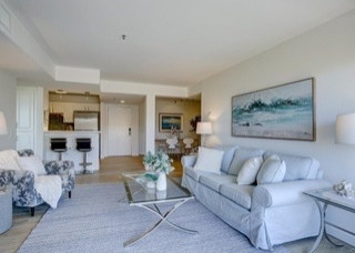 La Jolla Condo 5-22