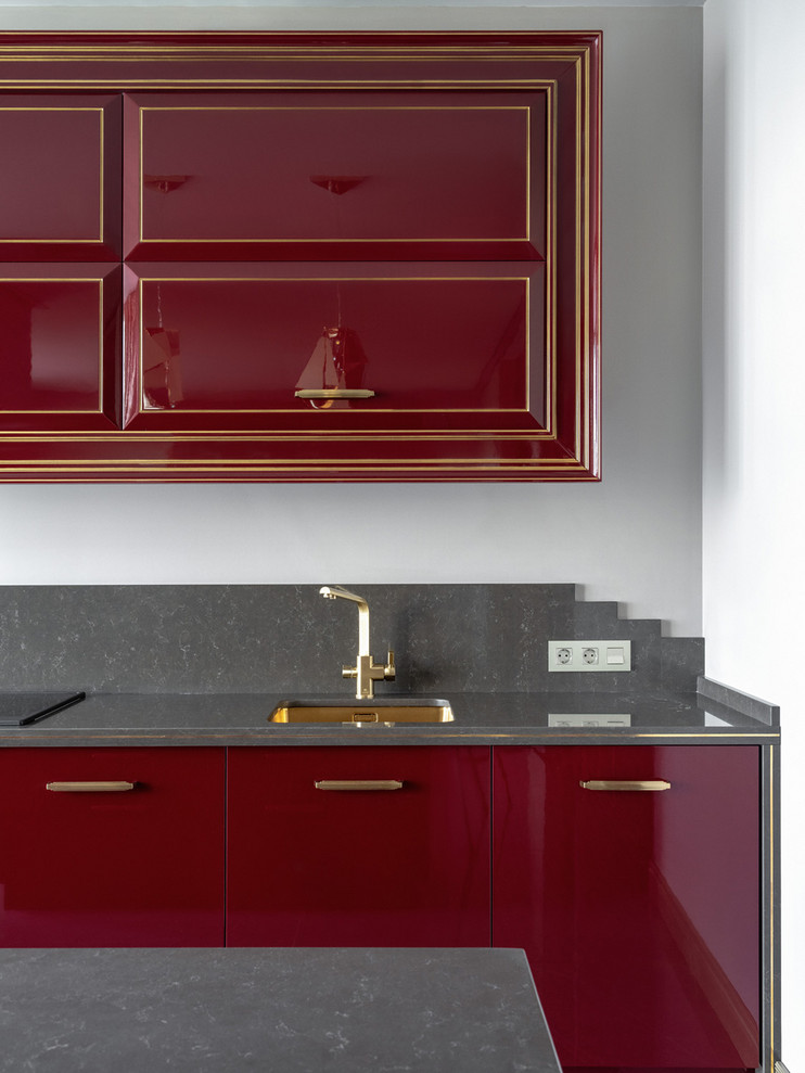 Бордовый глянец