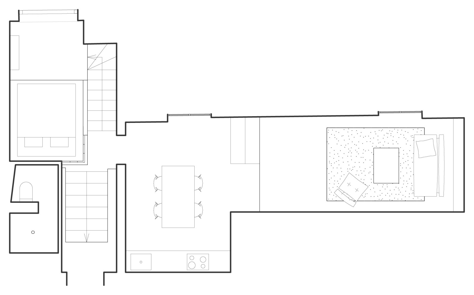 Жилое пространство в доме с аркой