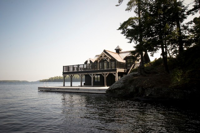 Bungay Island Boathouse klassisch-haeuser