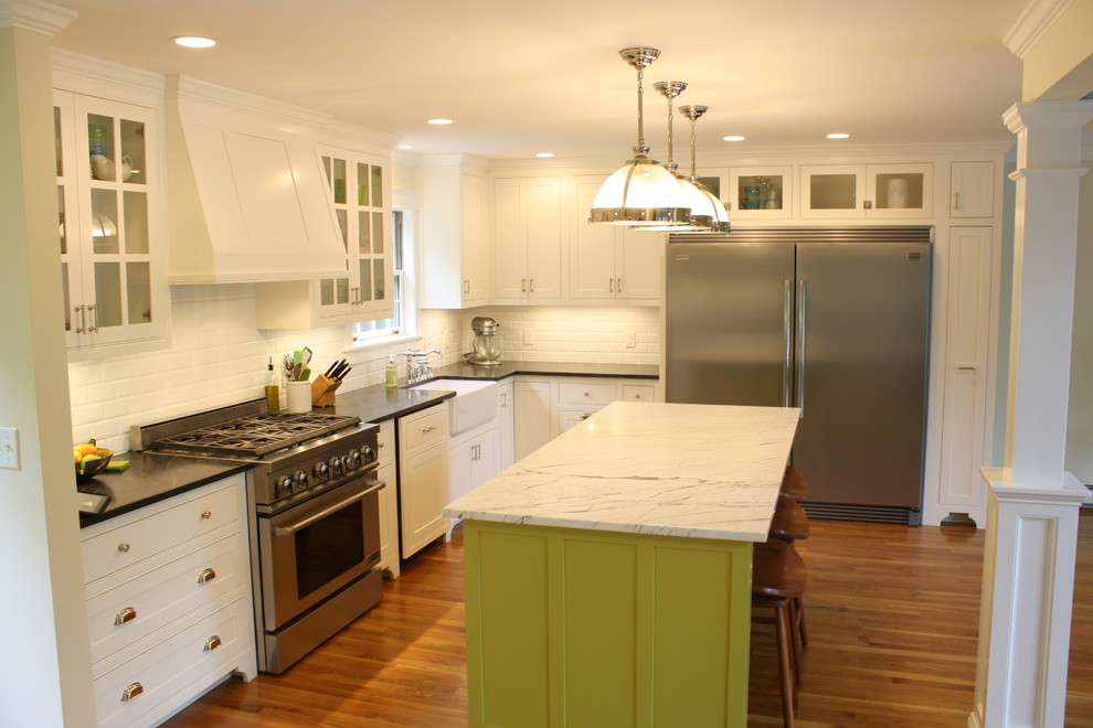 Inspiration for a traditional kitchen in Portland Maine.