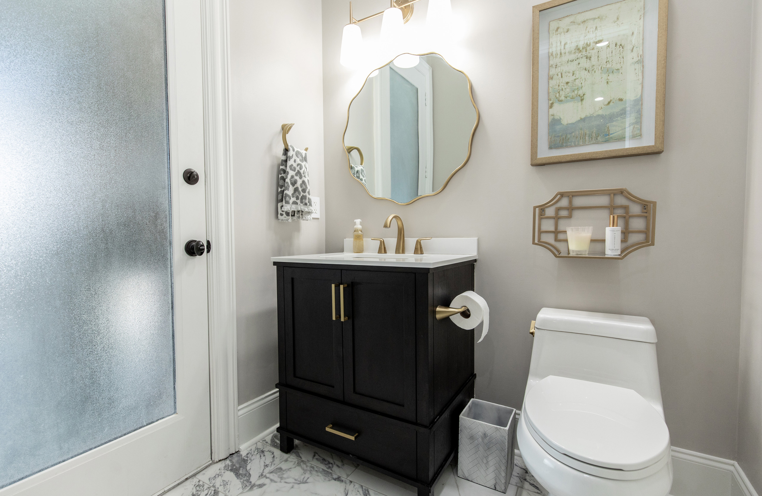 Little Gem powder room