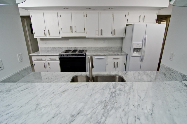  White Carrara Marble Modern Kitchen Countertops DC 