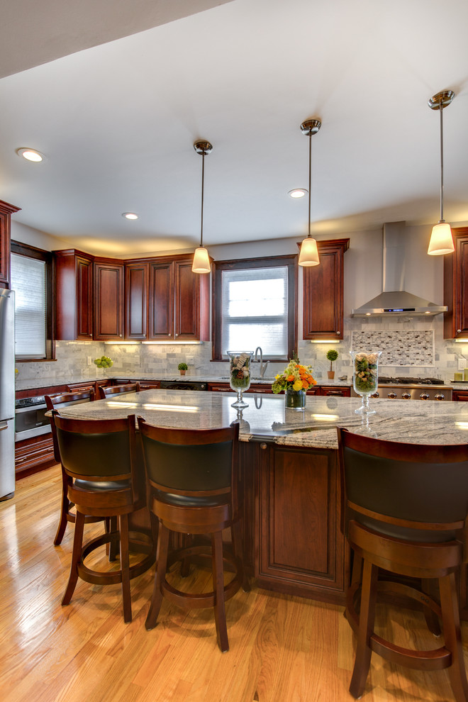 Viscont White granite countertops with Cherry cabinets - Contemporary ...