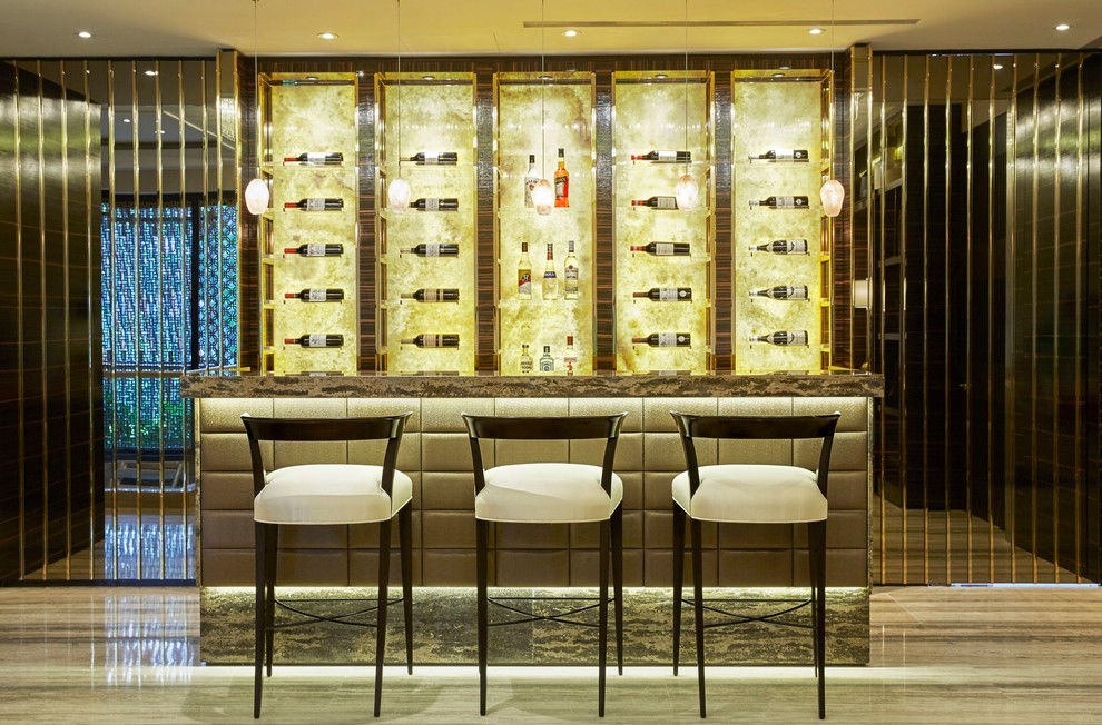 Photo of a contemporary seated home bar in Singapore.