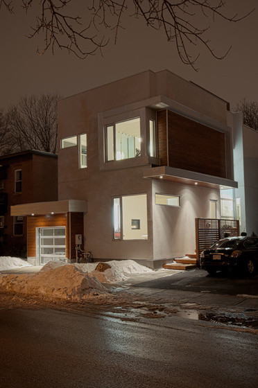 Trendy home design photo in Toronto