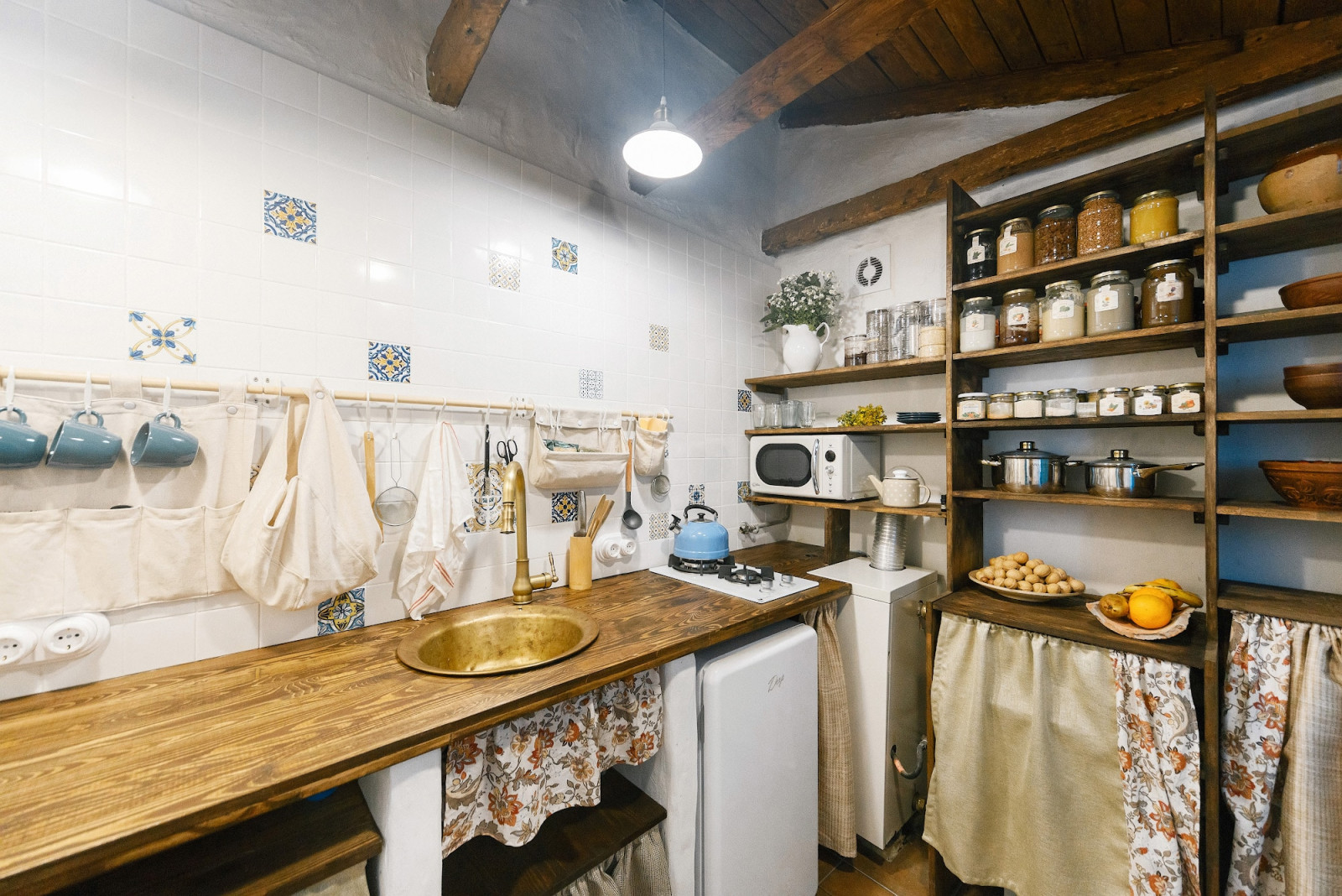 Домик у моря