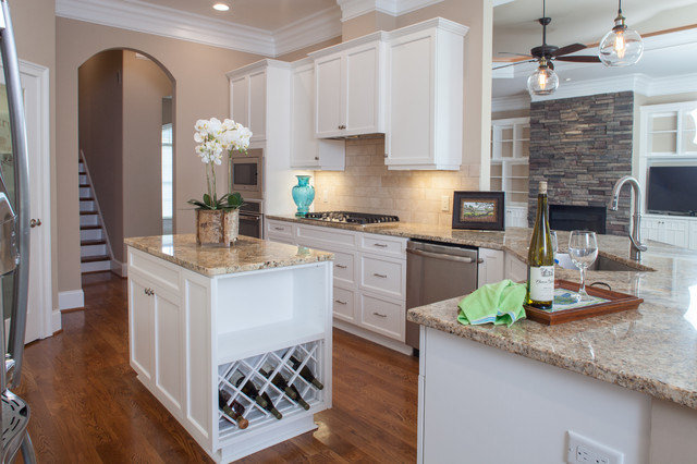 Designer:  Jenny Wright classique-chic-cuisine