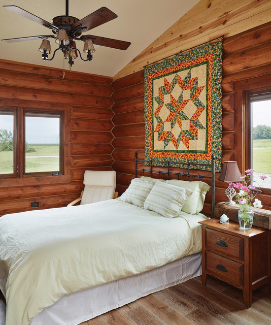 Iowa Milled Log Home Guest Suite A Cabin Refined Design