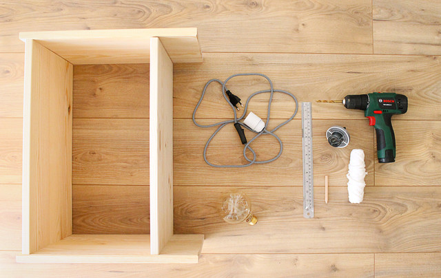 Ikea hack : Relooker une table de chevet Rast
