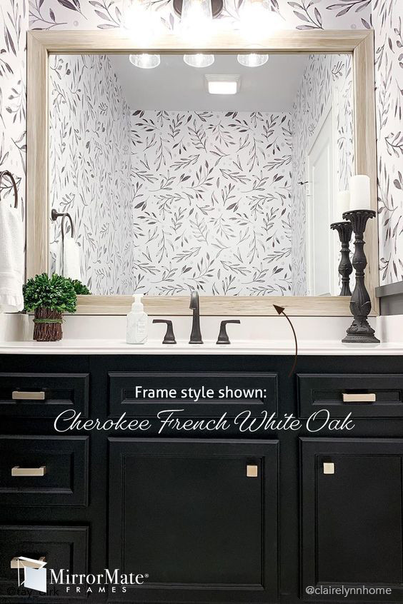 Inspiration for a transitional home design remodel in Charlotte