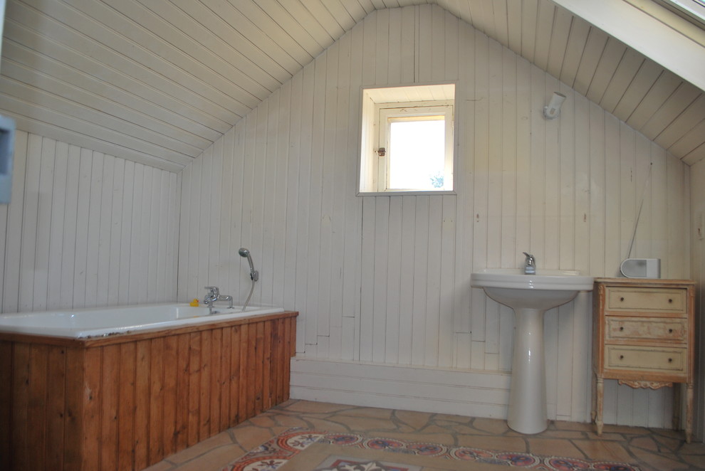 Fresque Murale dans la salle de bain.