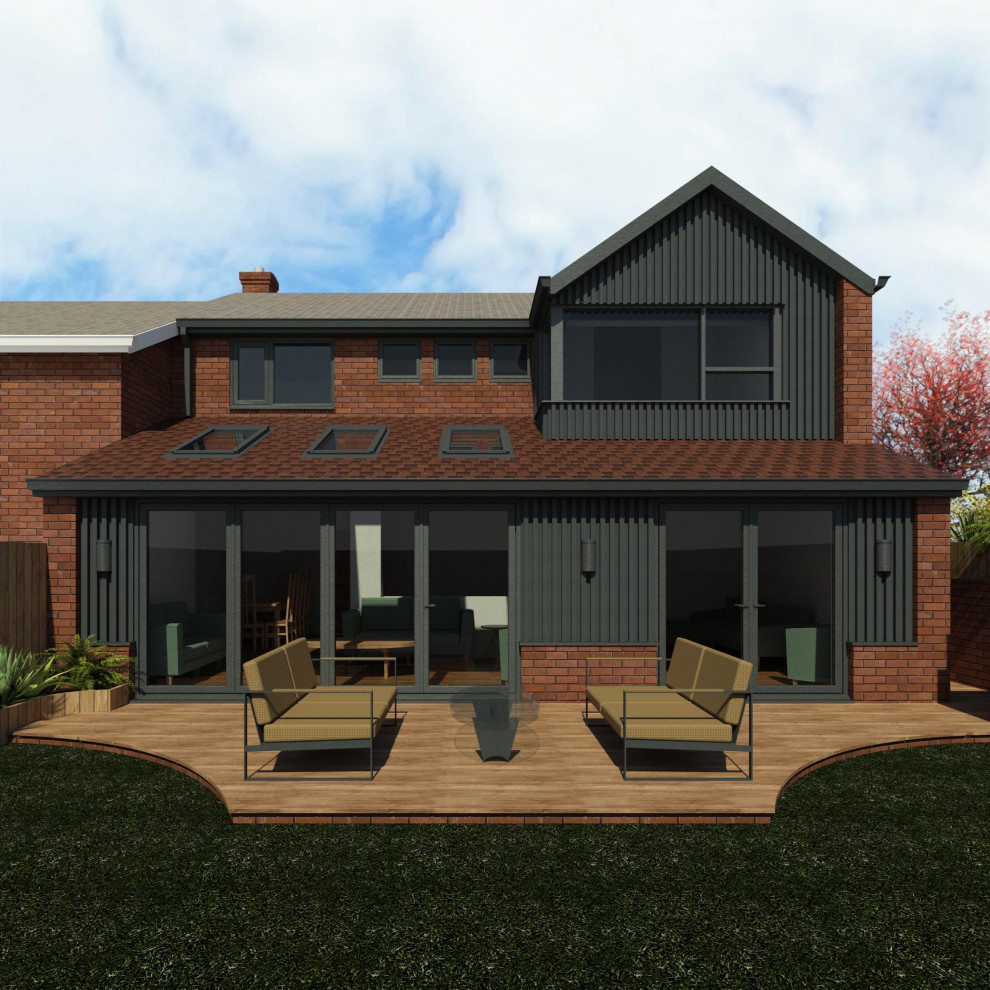 Imagen de fachada de casa bifamiliar gris y marrón clásica de tamaño medio de dos plantas con revestimiento de madera, tejado a dos aguas, tejado de teja de barro y panel y listón