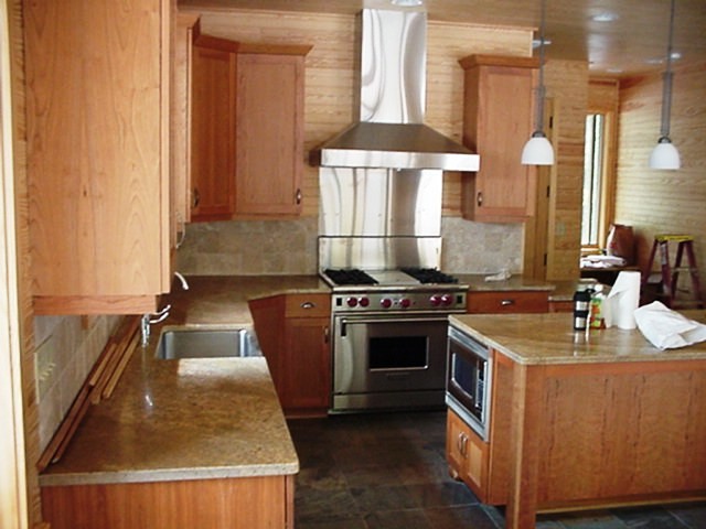 Kitchen transitional-kitchen