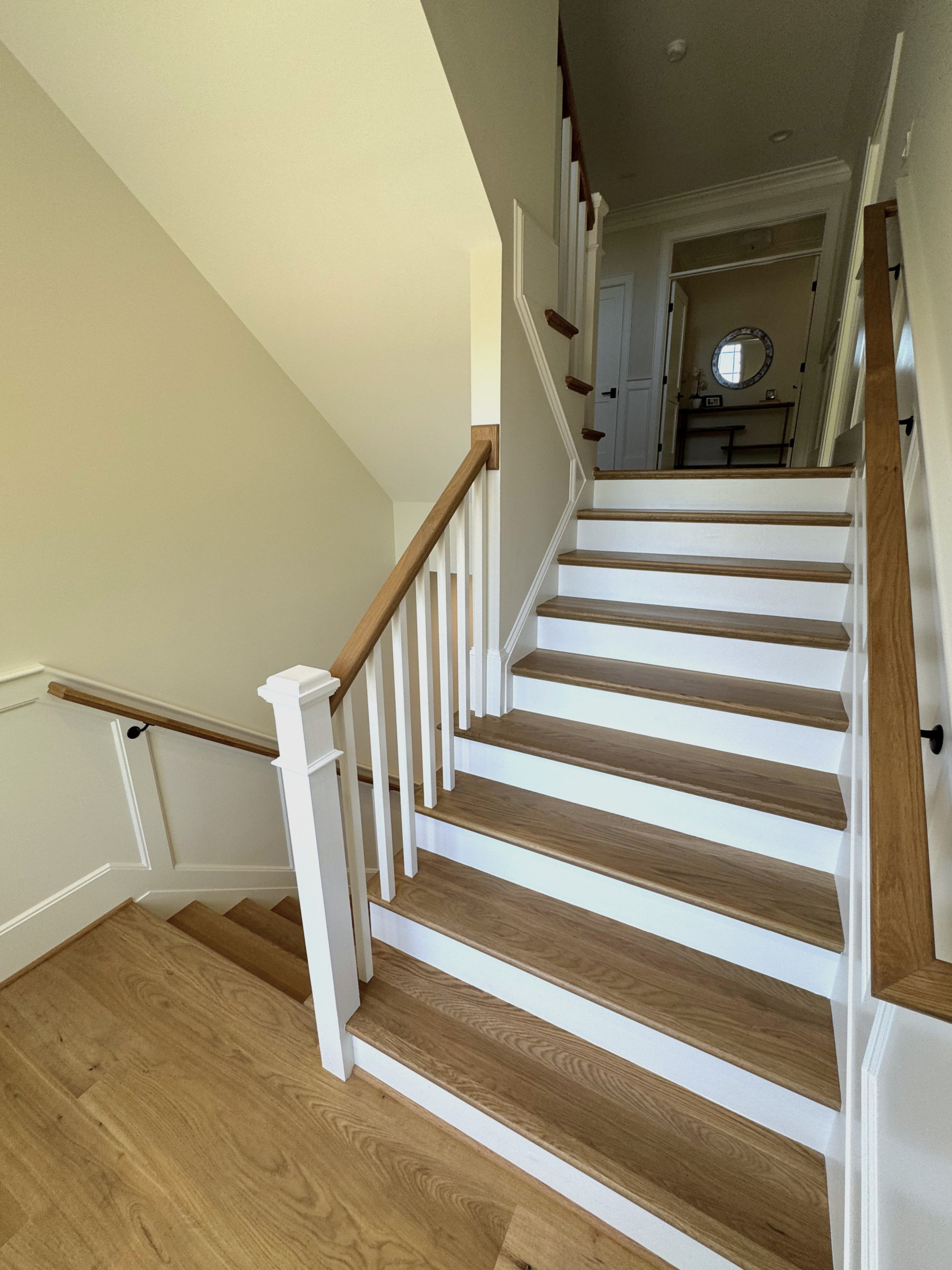 141_Timeless U Shaped Stair with Traditional Box Newels, Arlington, VA 22207
