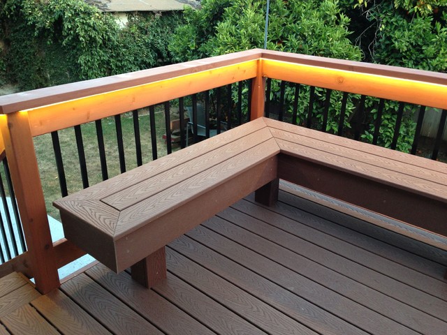 Deck with bench (composite &amp; redwood) - Contemporary 